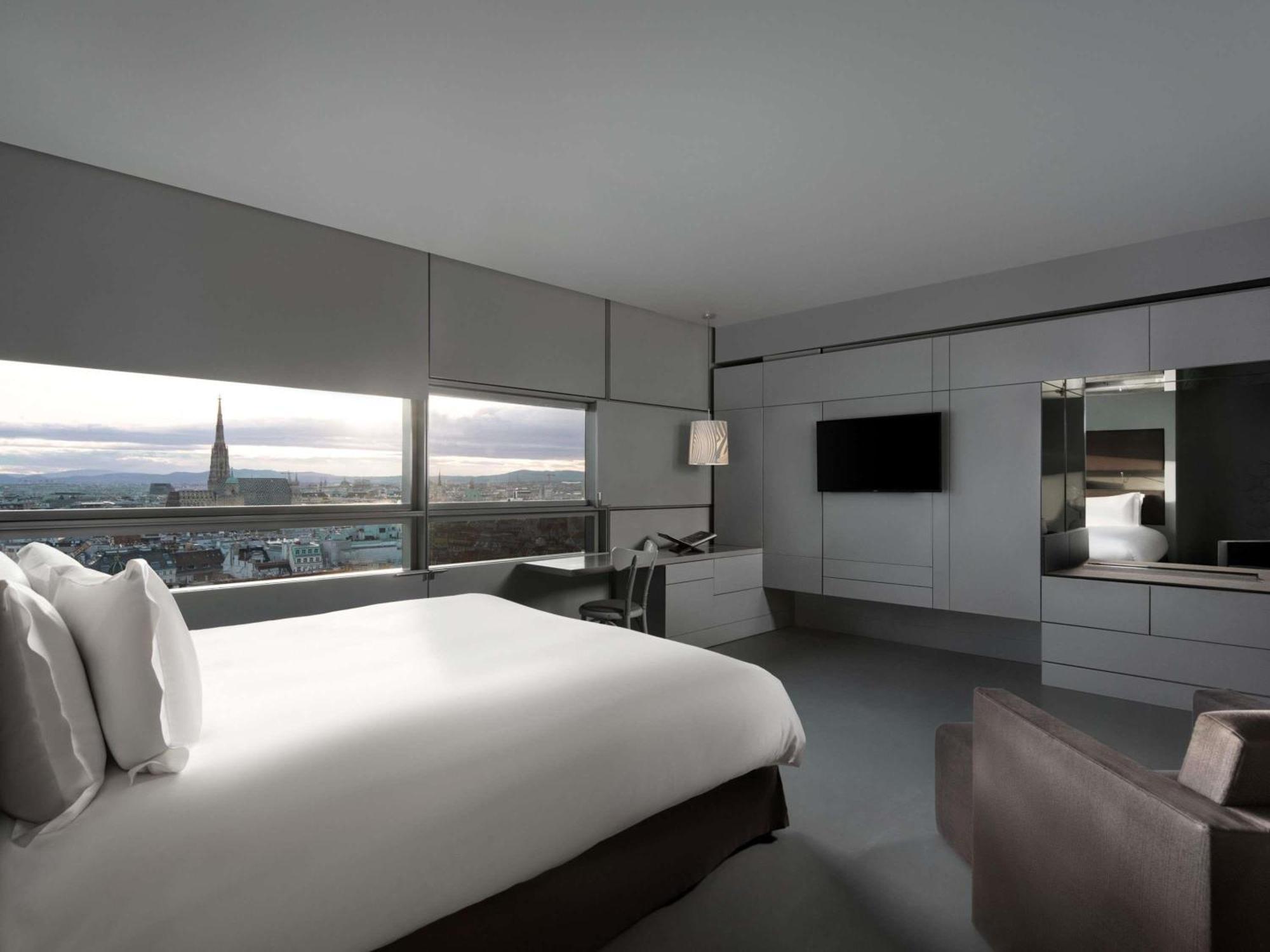 Executive King Room High Floor